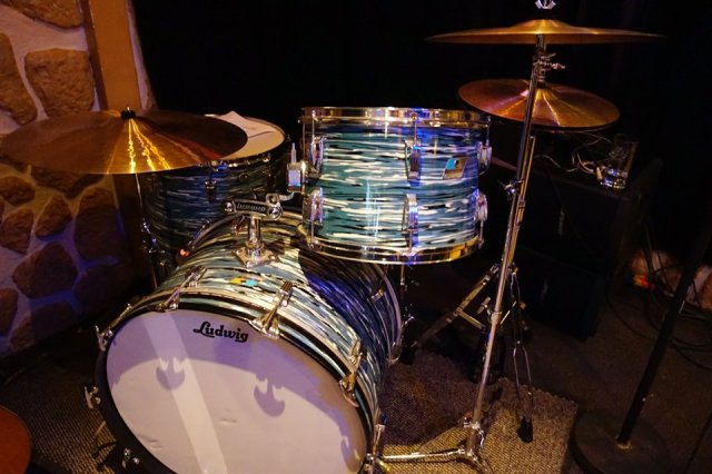 Back Door Man Live 04.05.2019