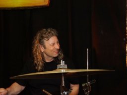 2023 &raquo; Belus Connection Live 12.05.23