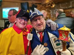 2024 &raquo; Apéro vor dem Bärtelisessen