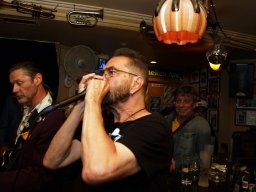 2025 &raquo; The Vicenzos live (16.5.25)